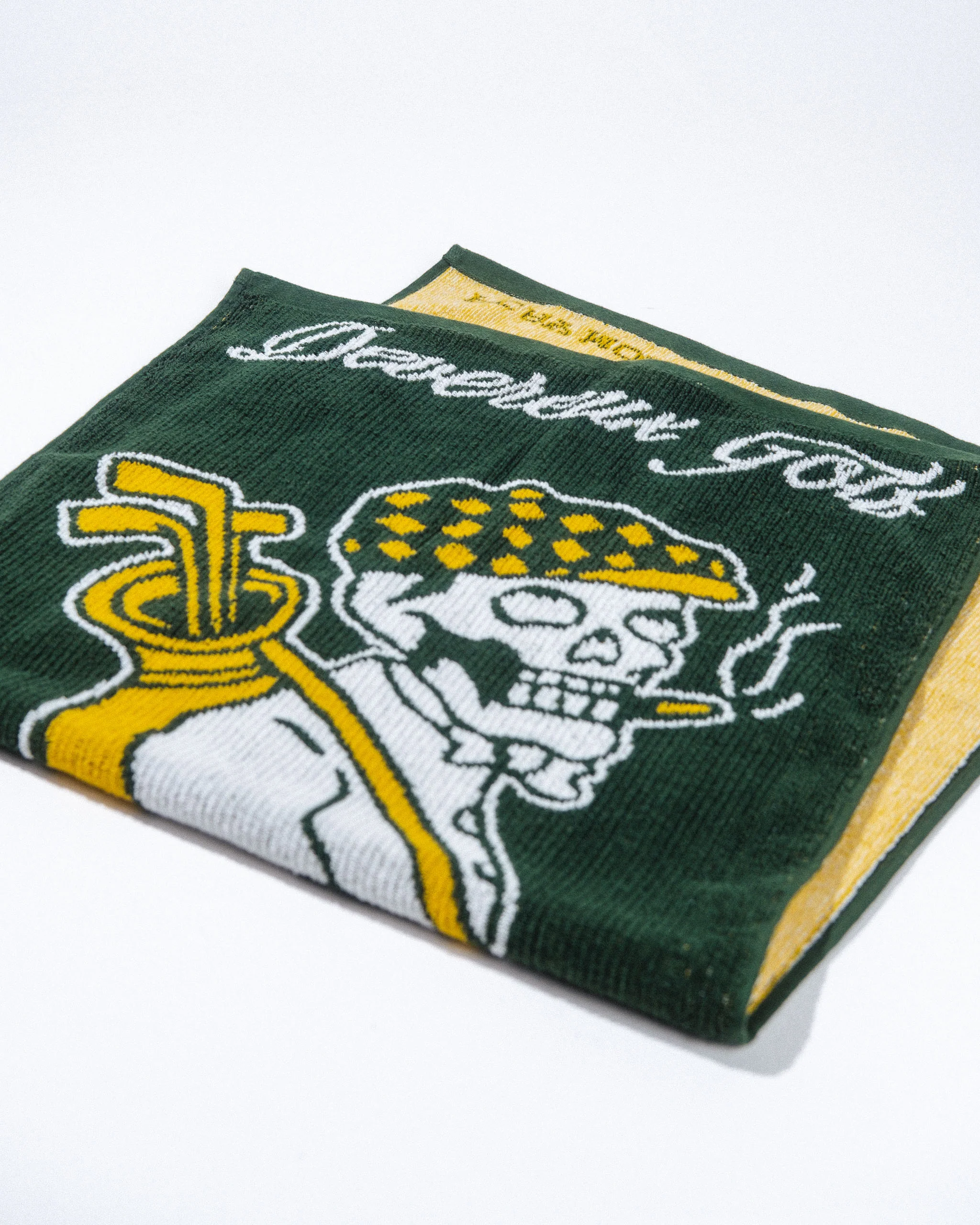 Smokin' Zaleas Knitted Golf Towel - White / Green - Image 9